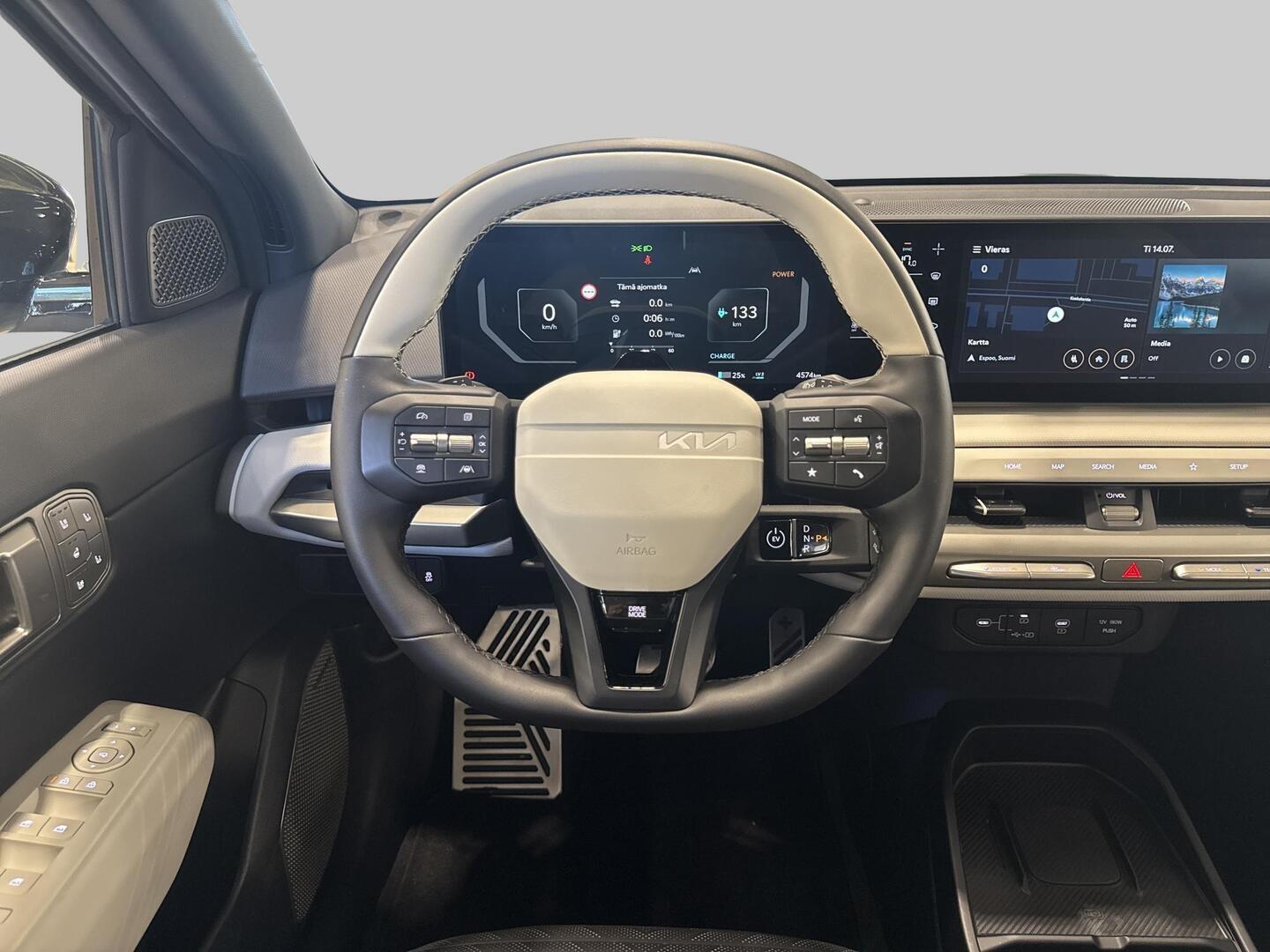 KIA EV4 2026
