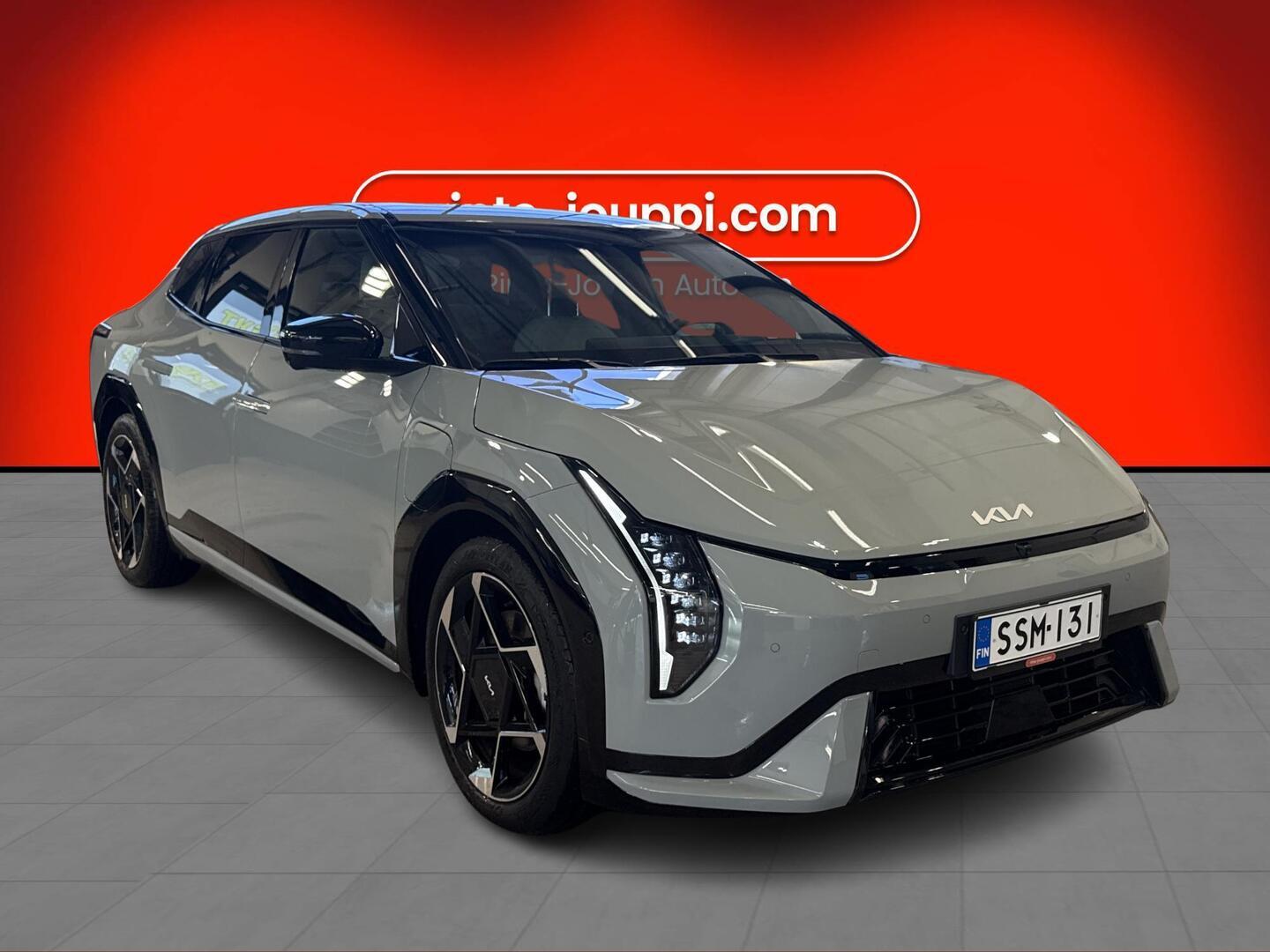 KIA EV4 2026