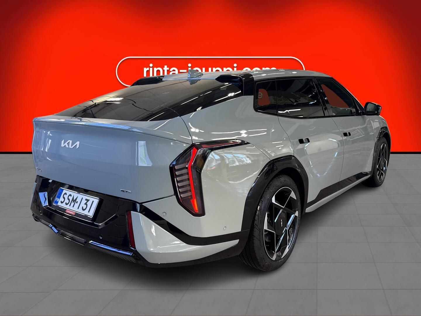 KIA EV4 2026
