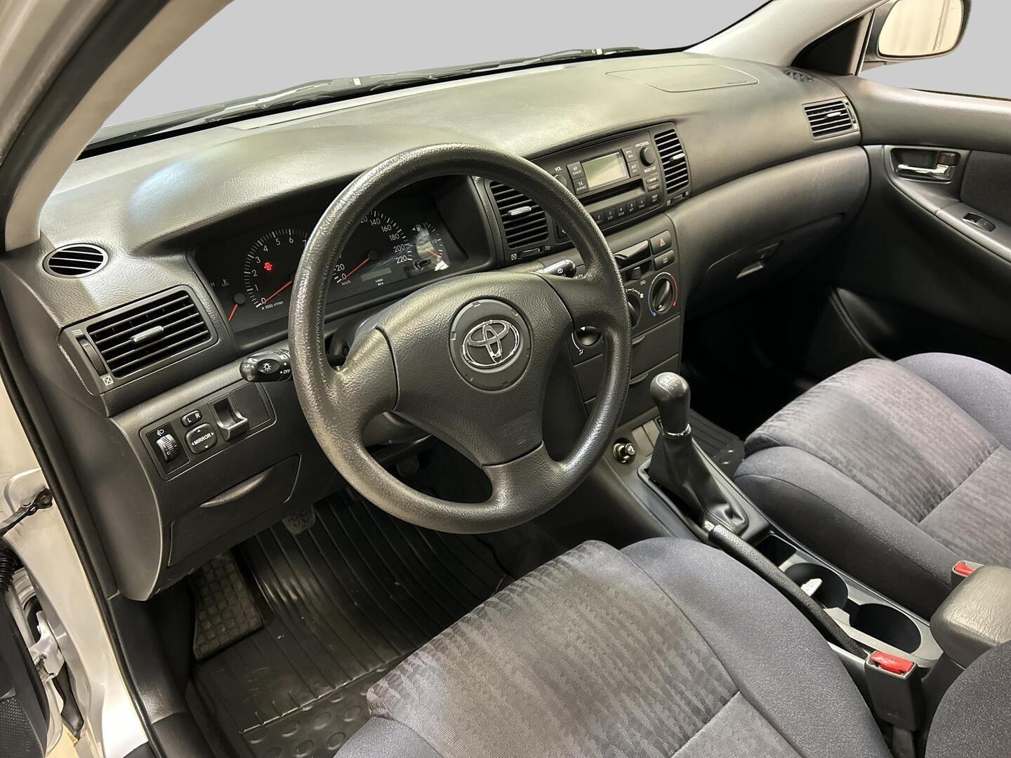 TOYOTA Corolla 2003