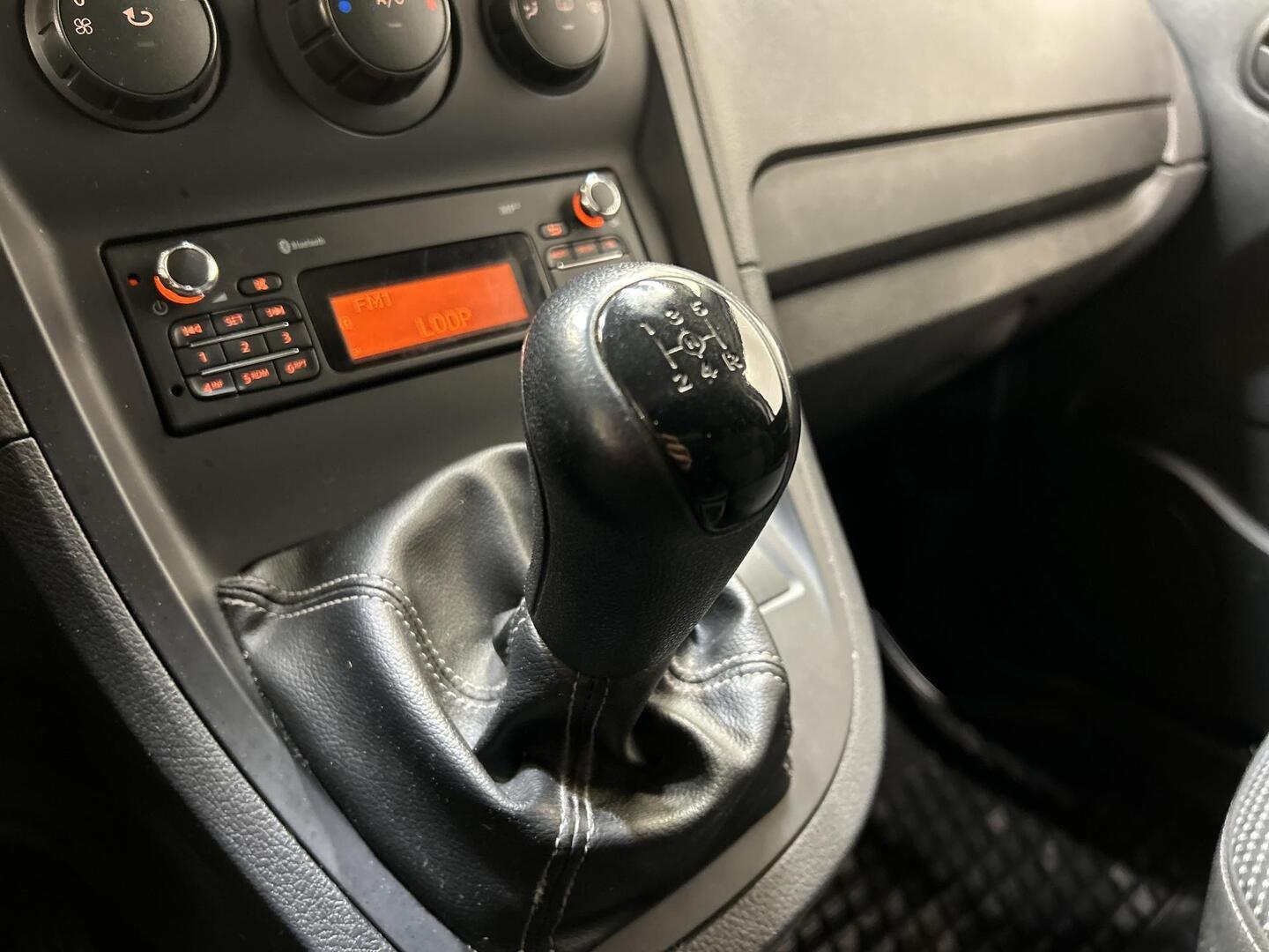 MERCEDES-BENZ Citan 2013