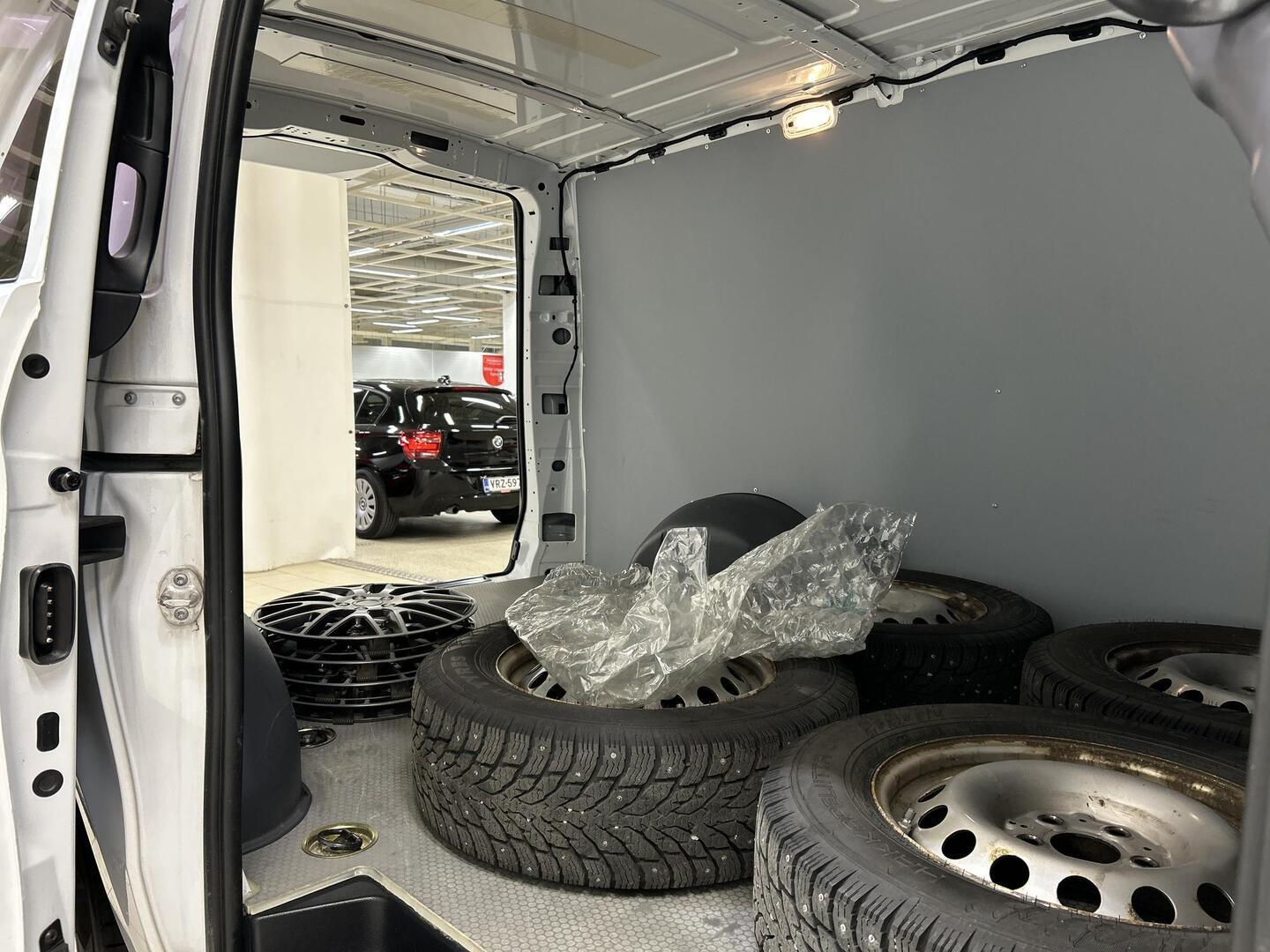 MERCEDES-BENZ Vito 2015