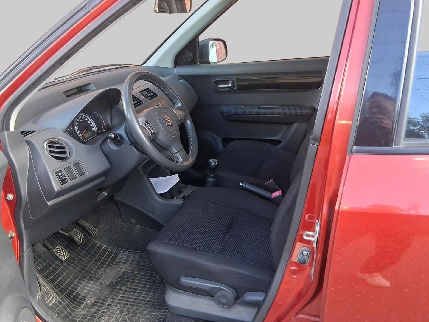 SUZUKI Swift 2008