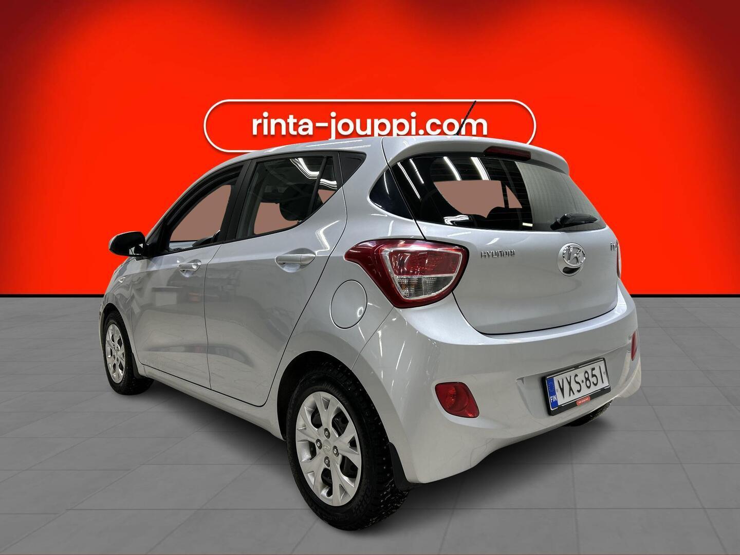 HYUNDAI i10 2015