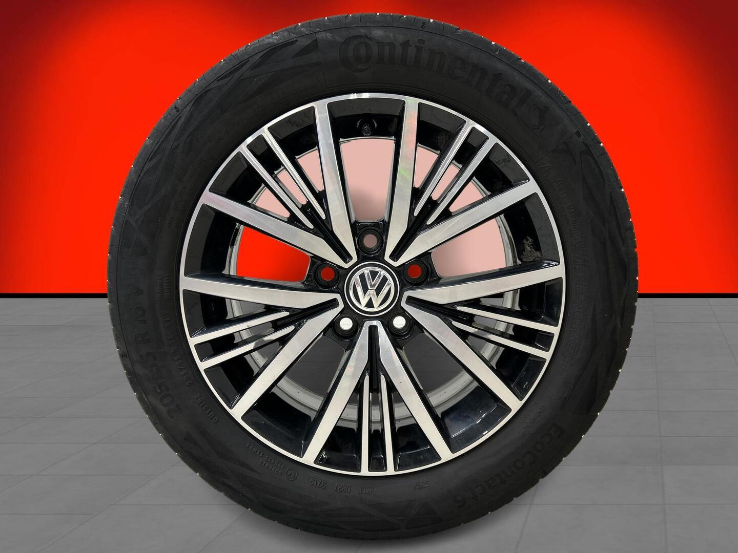 VOLKSWAGEN Golf Sportsvan 2016