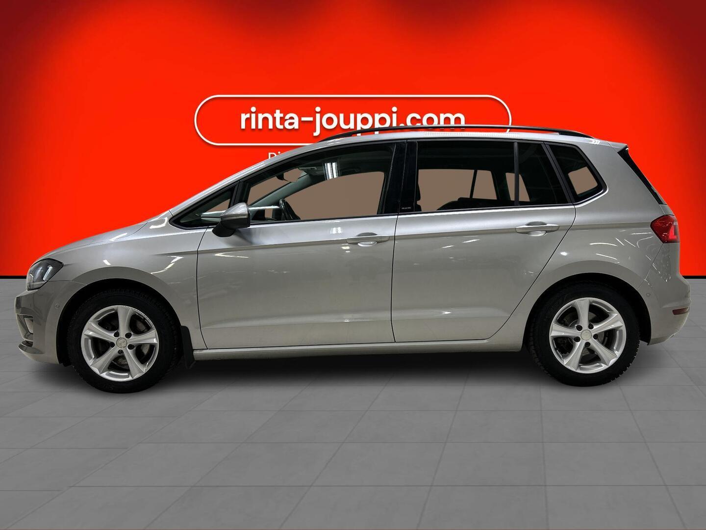 VOLKSWAGEN Golf Sportsvan 2016