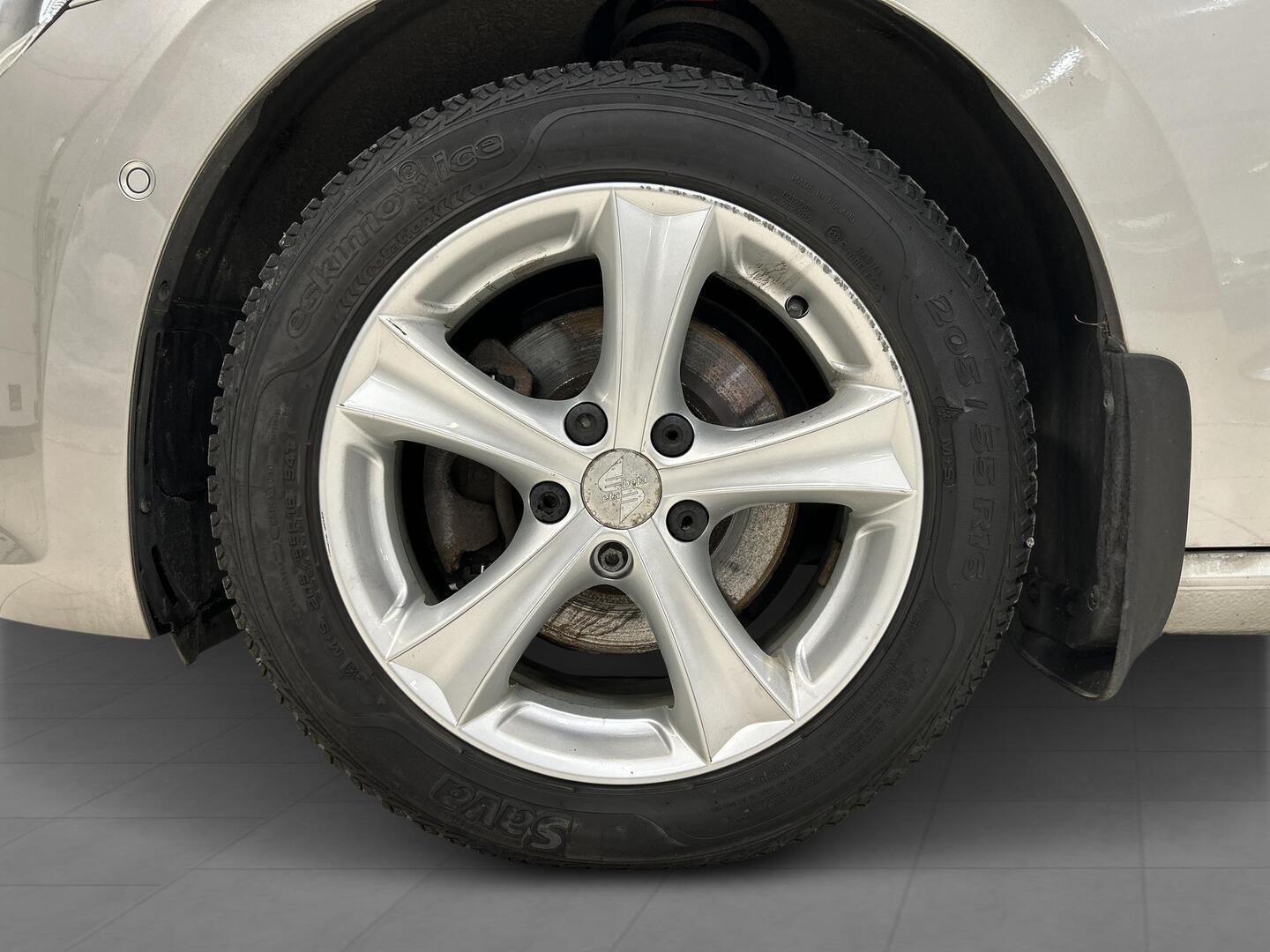 VOLKSWAGEN Golf Sportsvan 2016