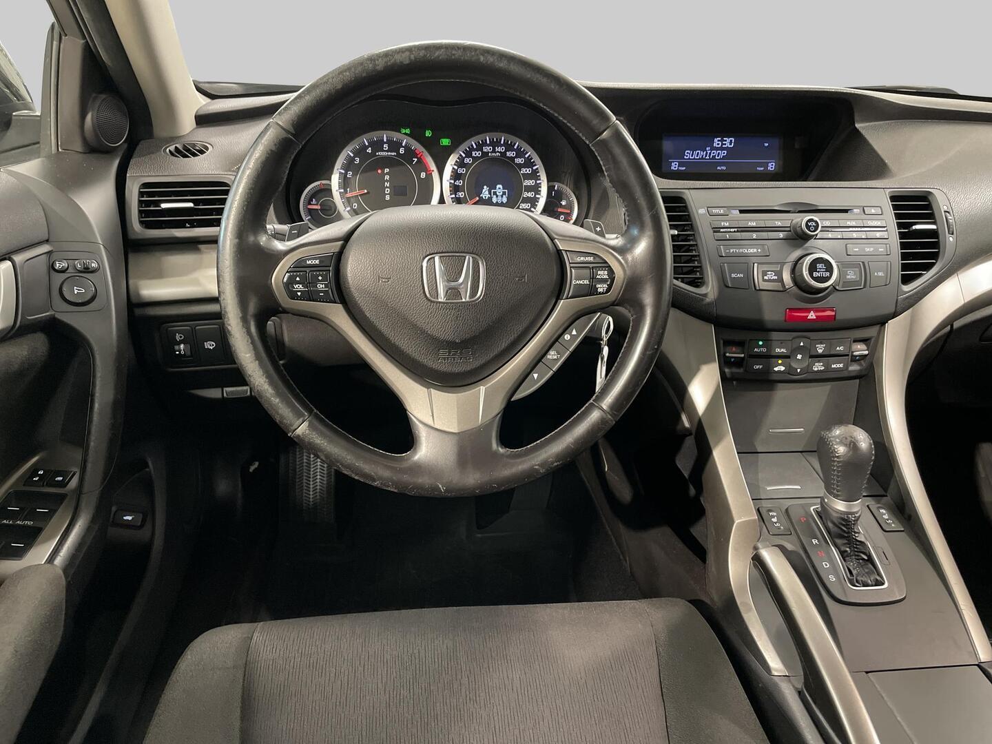 HONDA Accord 2011