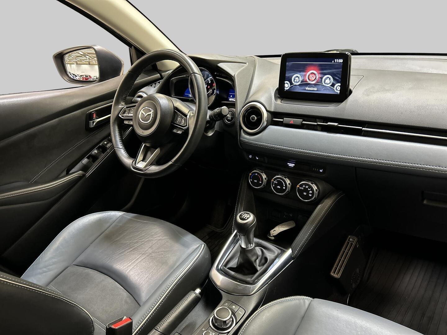 MAZDA 2 2020