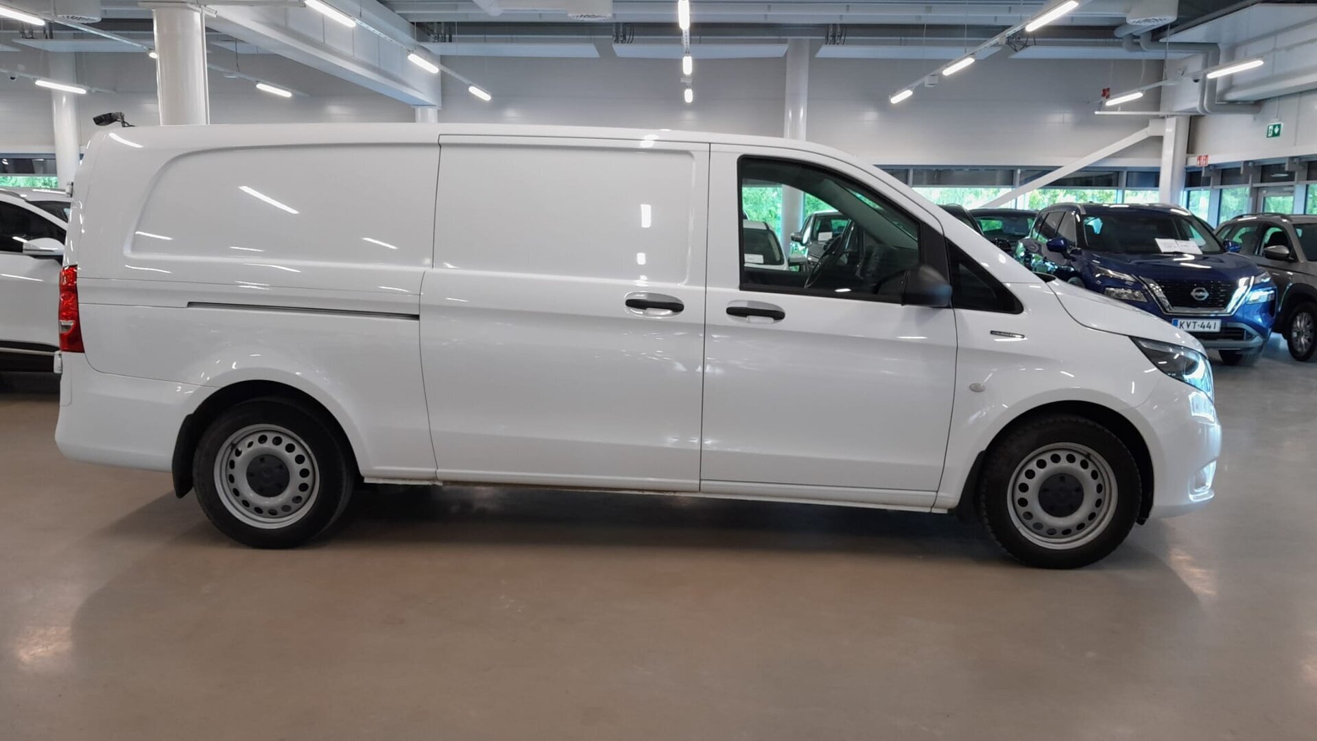 MERCEDES-BENZ Vito 2023