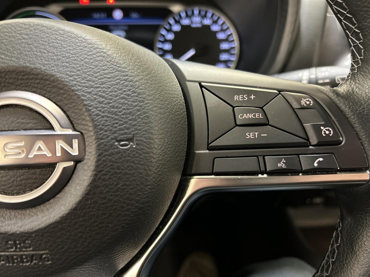 NISSAN Juke 2023