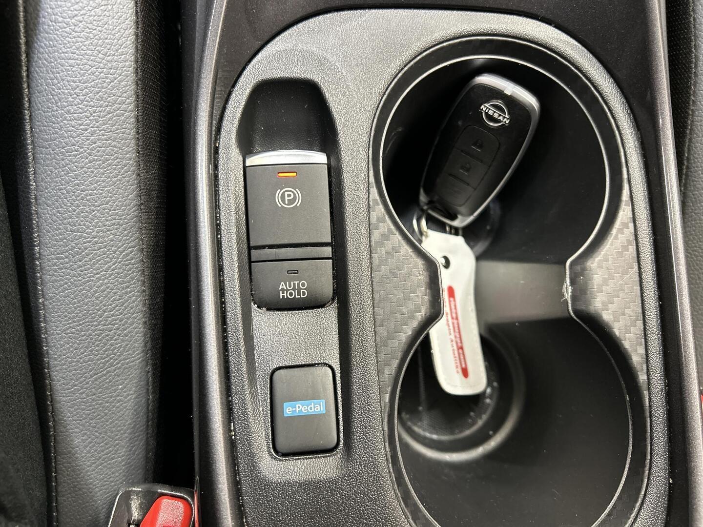 NISSAN Juke 2023