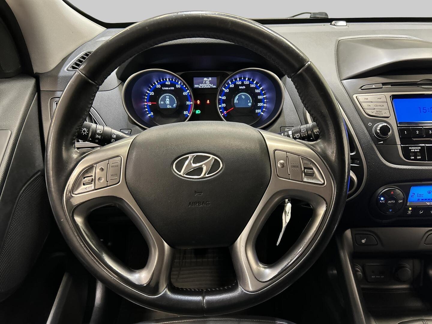 HYUNDAI ix35 2011