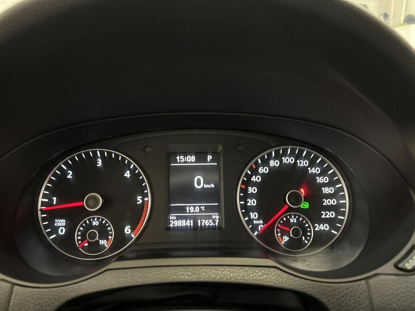 VOLKSWAGEN Sharan 2012