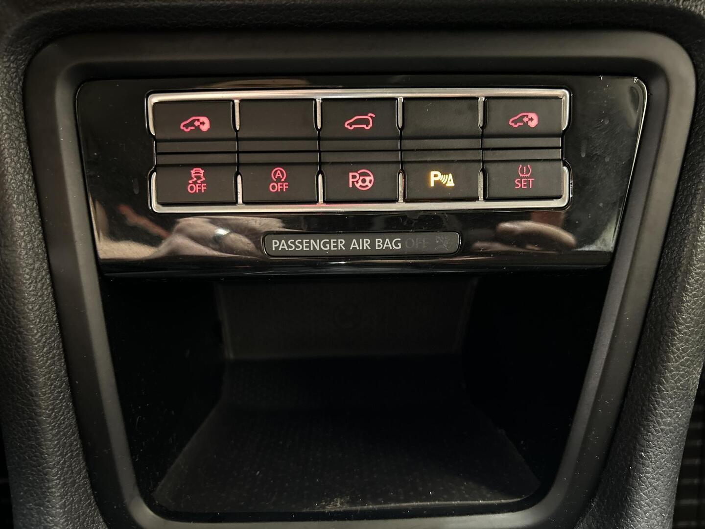 VOLKSWAGEN Sharan 2012