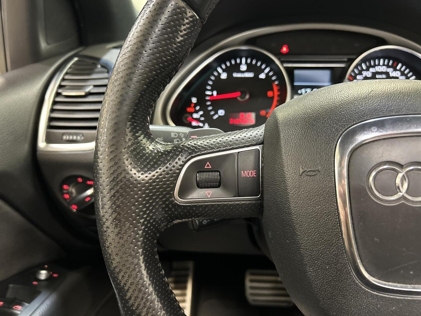 AUDI Q7 2011
