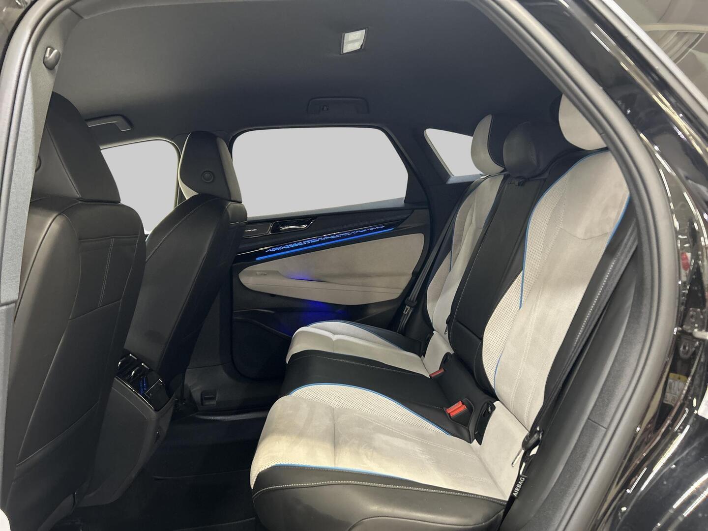 VOLKSWAGEN ID.7 2024