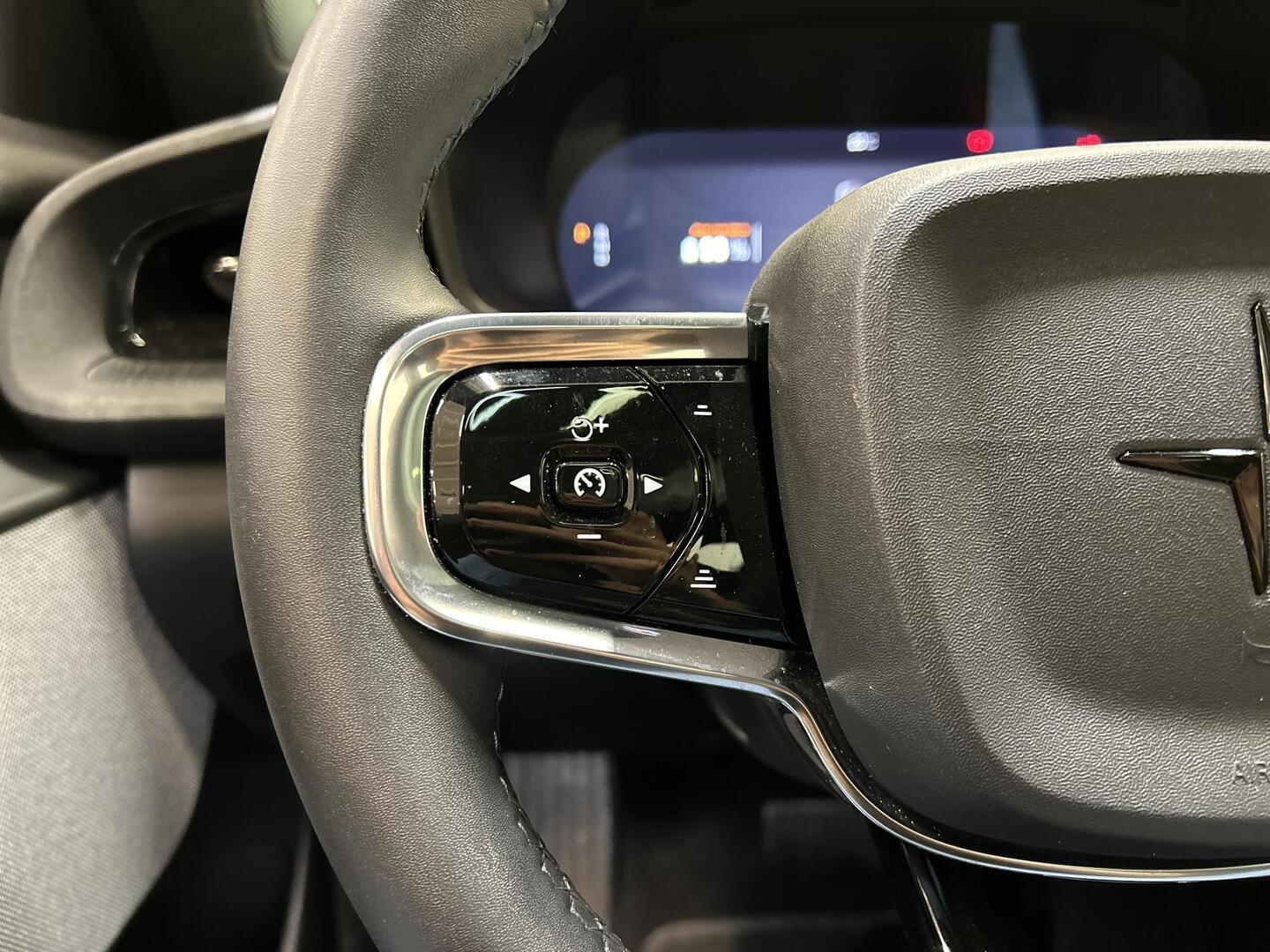 POLESTAR 2 2023
