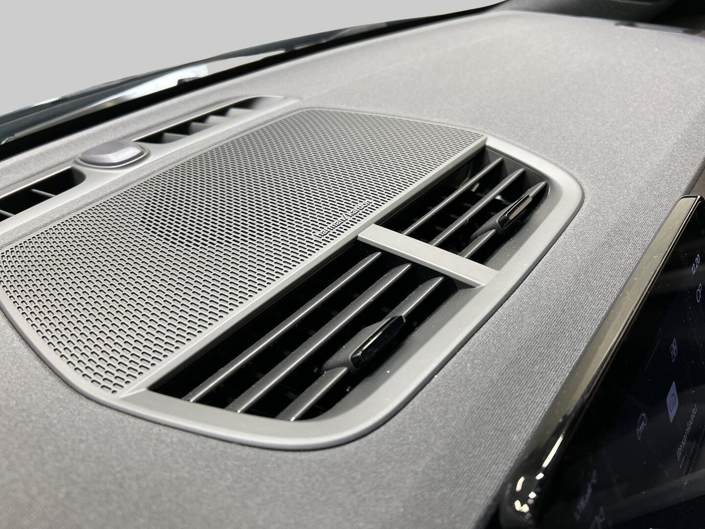 POLESTAR 2 2023