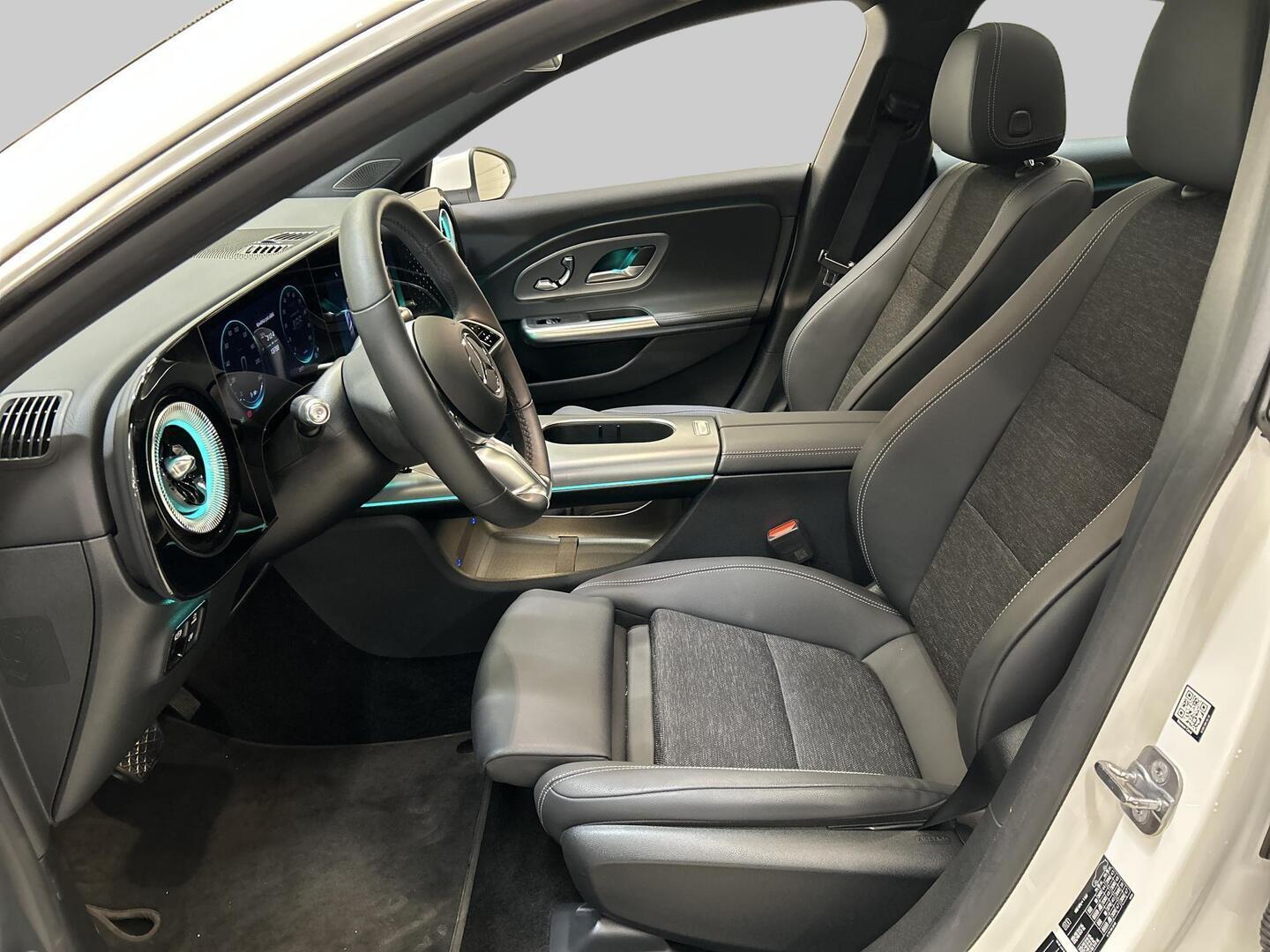 MERCEDES-BENZ CLA 2026