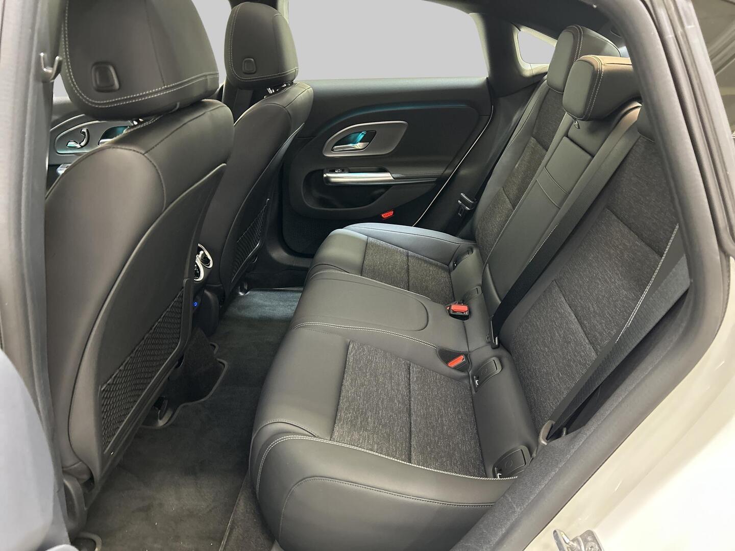 MERCEDES-BENZ CLA 2026