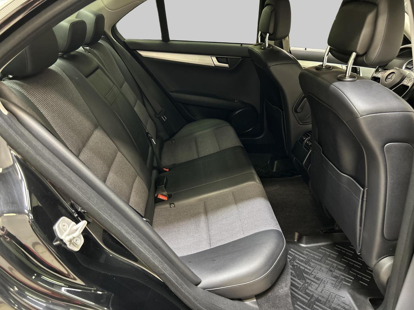 MERCEDES-BENZ C 2013