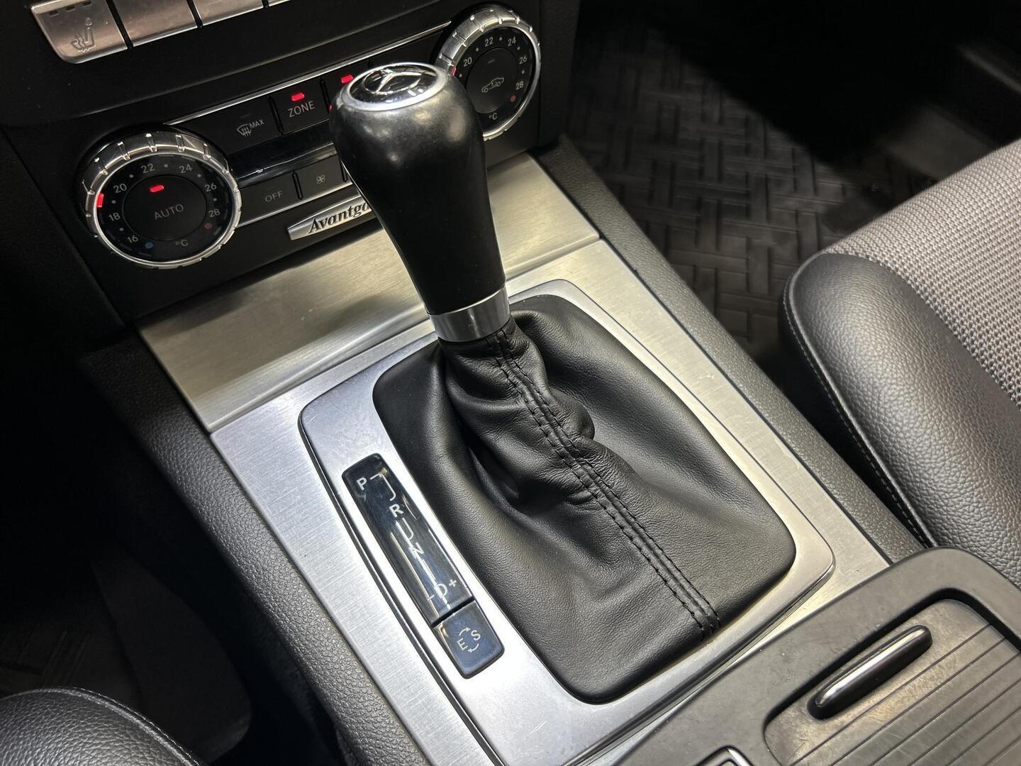 MERCEDES-BENZ C 2013