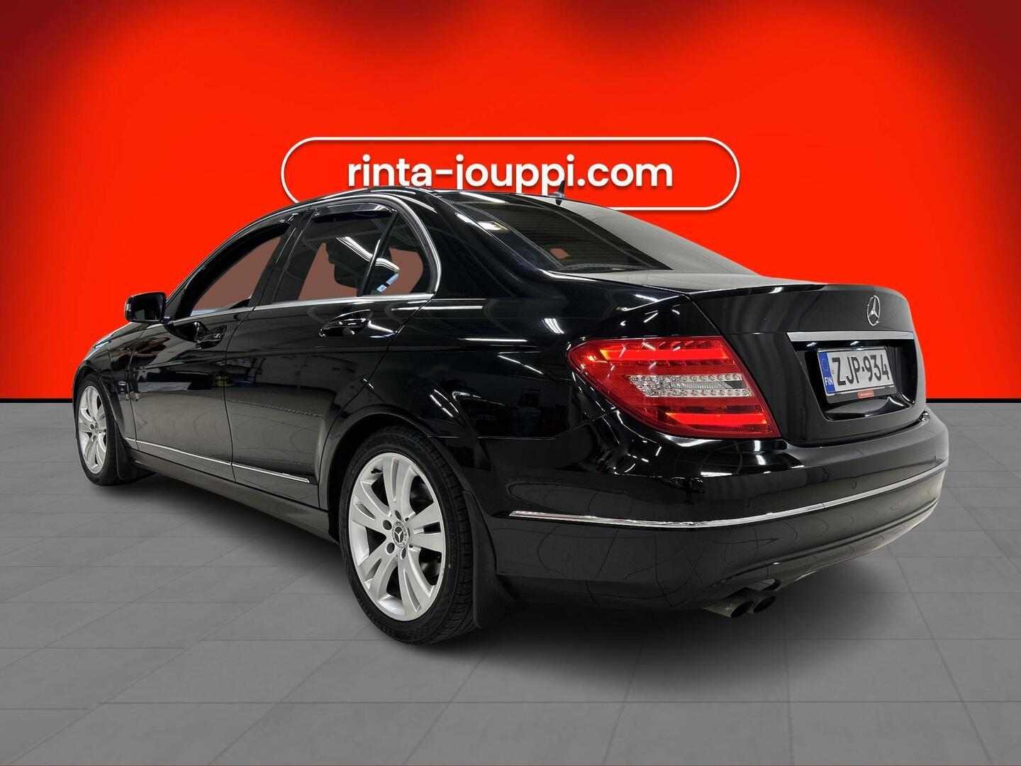 MERCEDES-BENZ C 2013