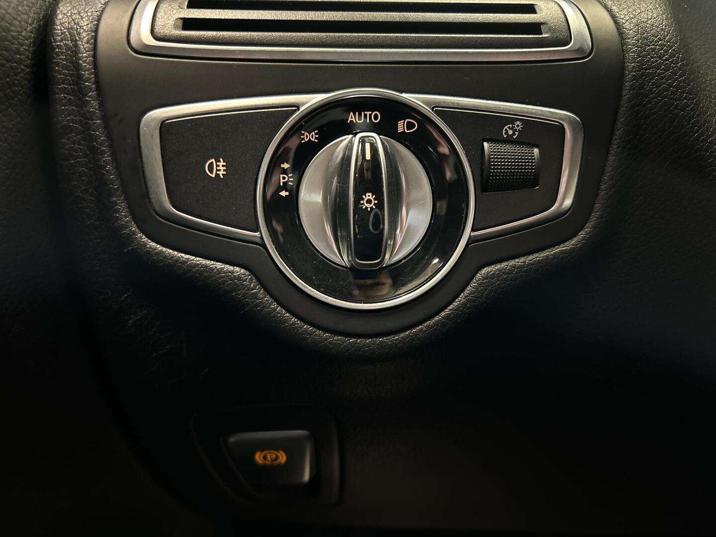 MERCEDES-BENZ C 2014