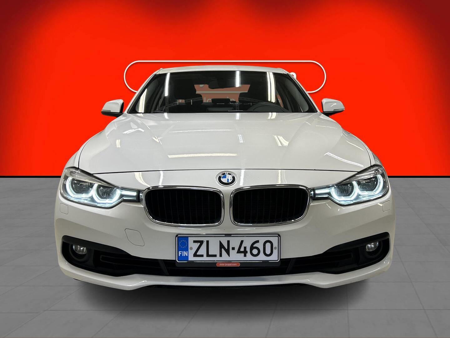 BMW 318 2017