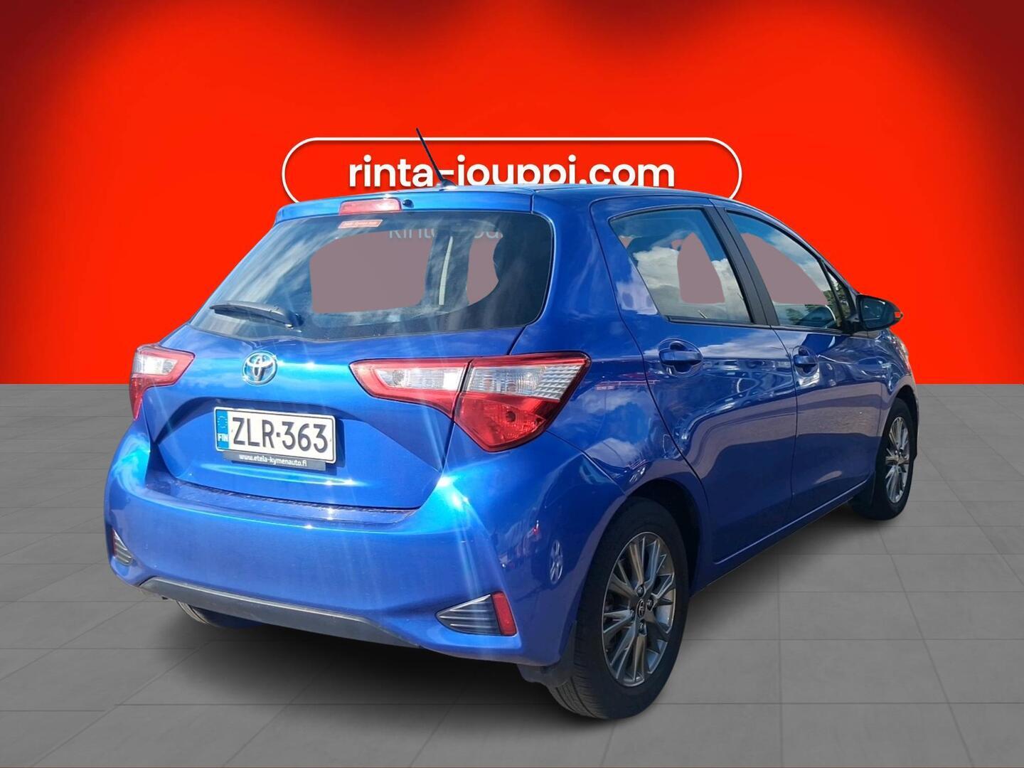 TOYOTA Yaris 2017
