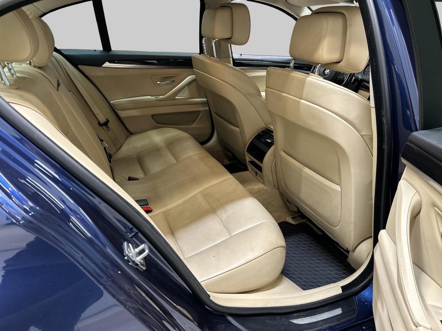 BMW 525 2011