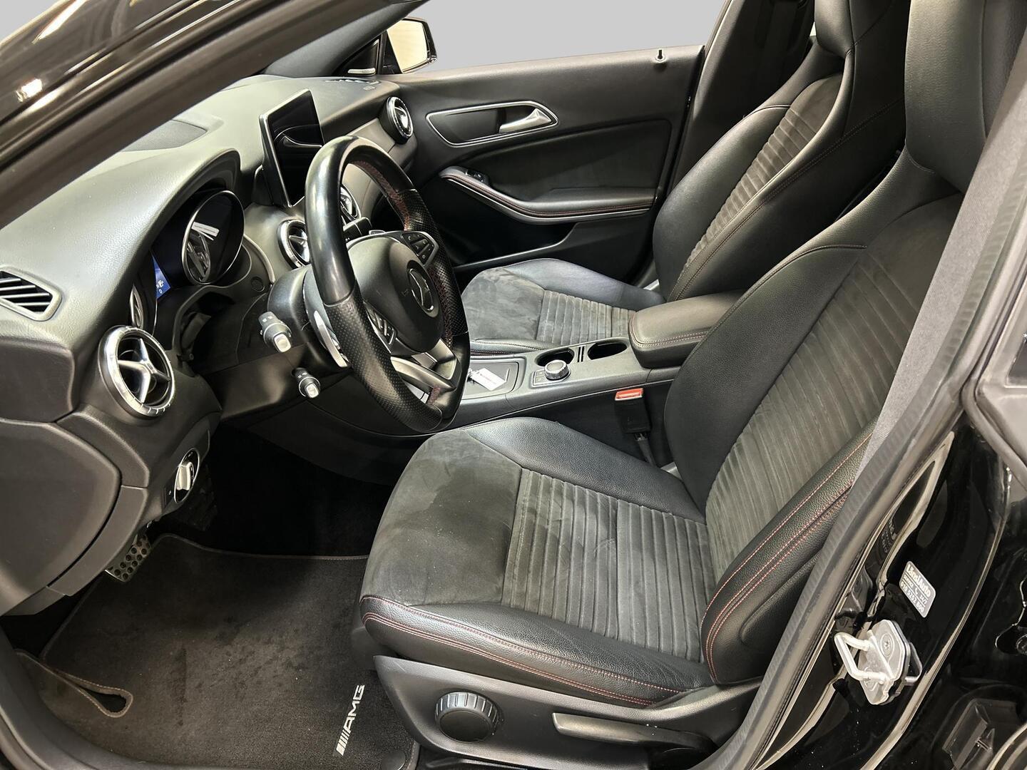 MERCEDES-BENZ CLA 2015