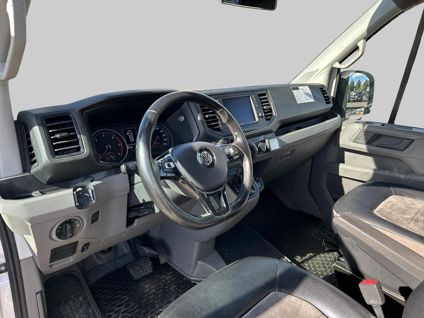 VOLKSWAGEN Crafter 2022
