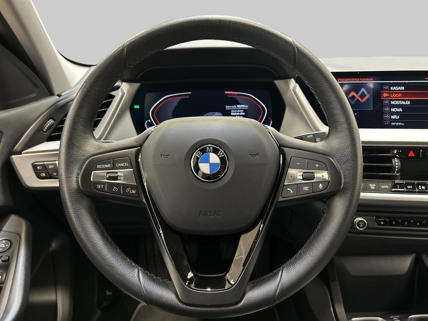 BMW 118 2023