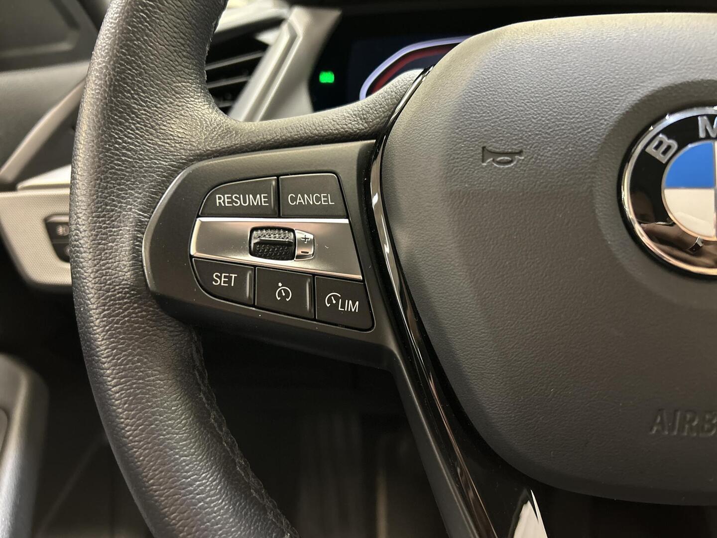 BMW 118 2023
