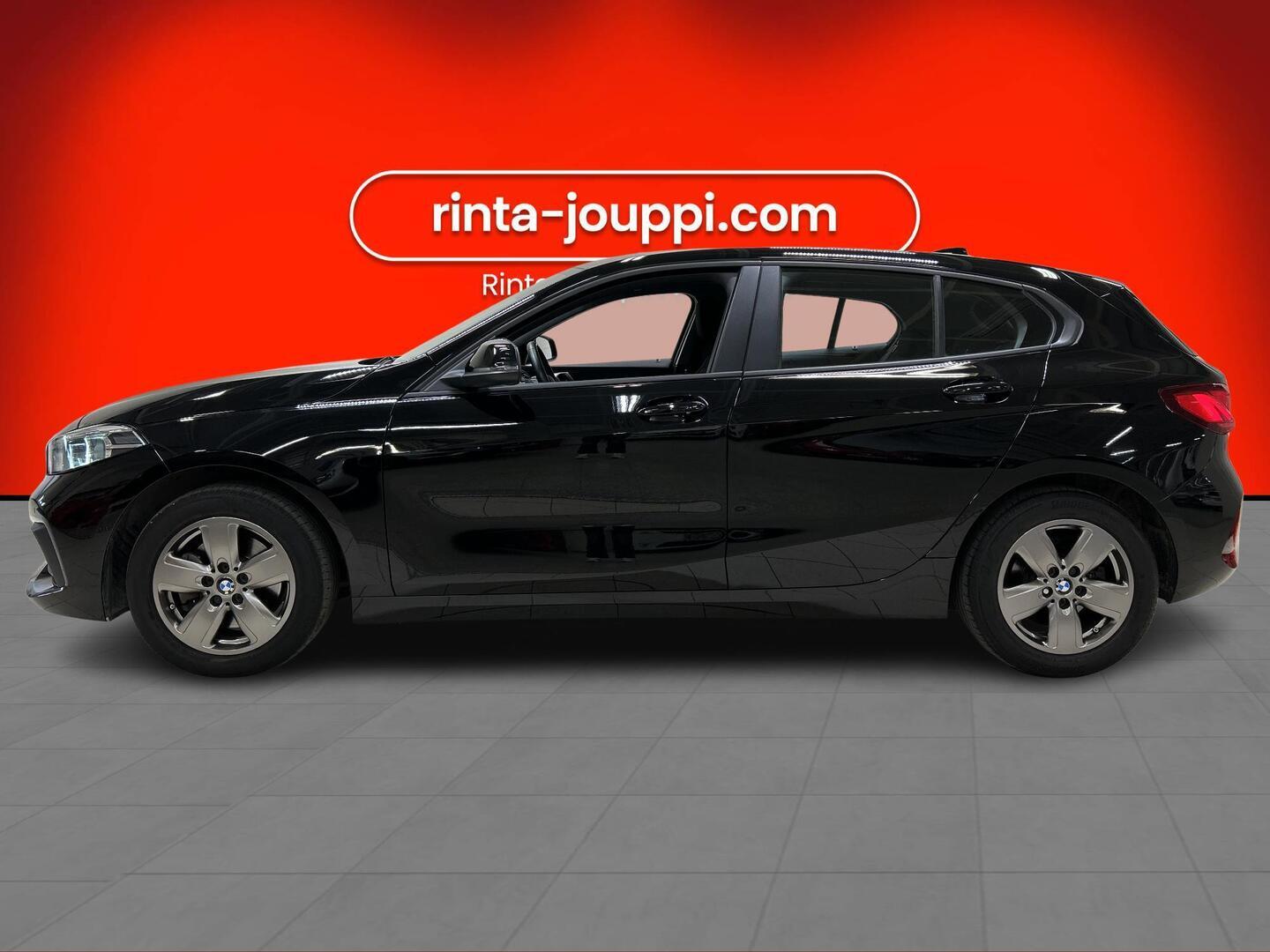 BMW 118 2023