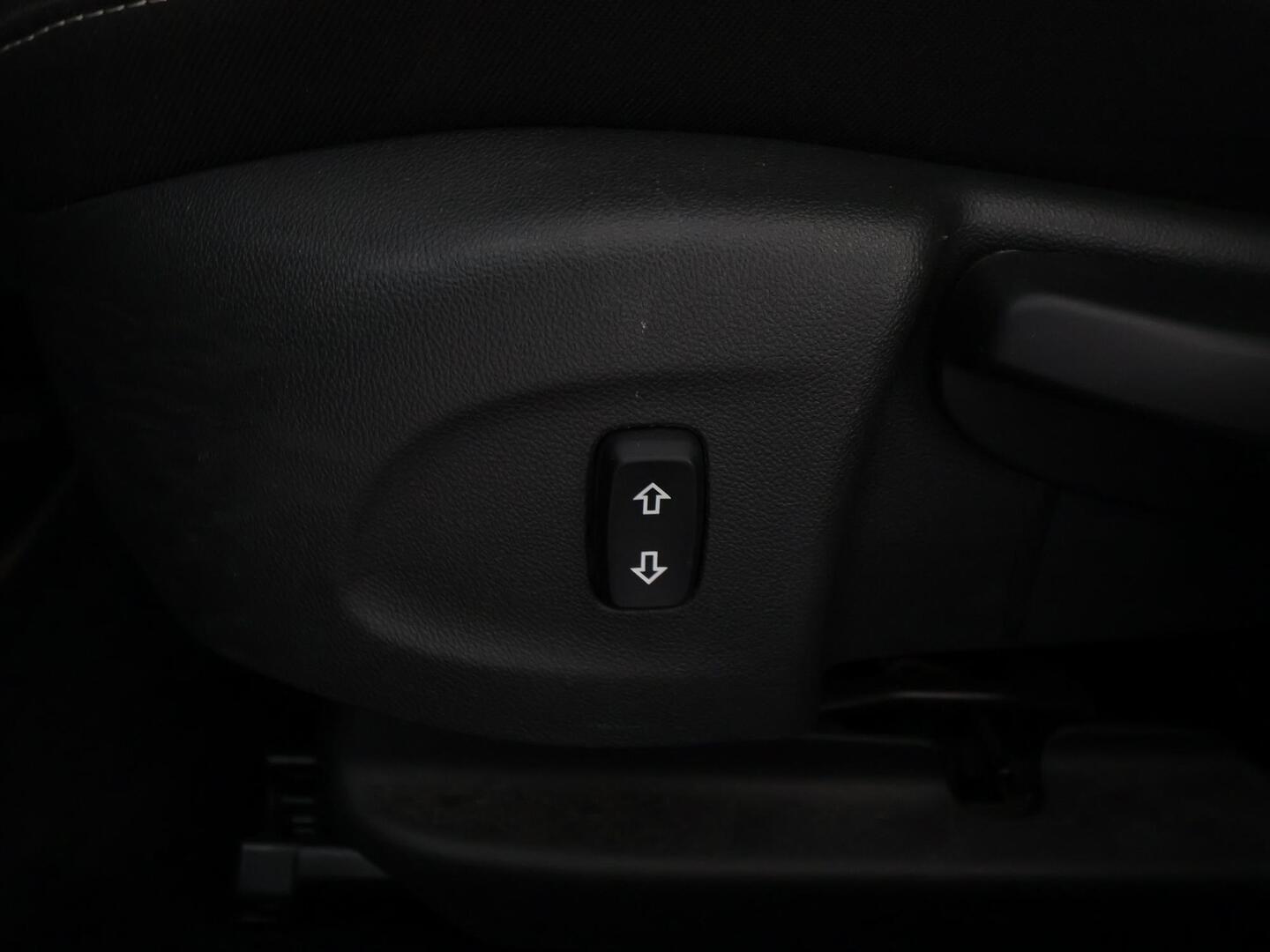 OPEL ASTRA 2020