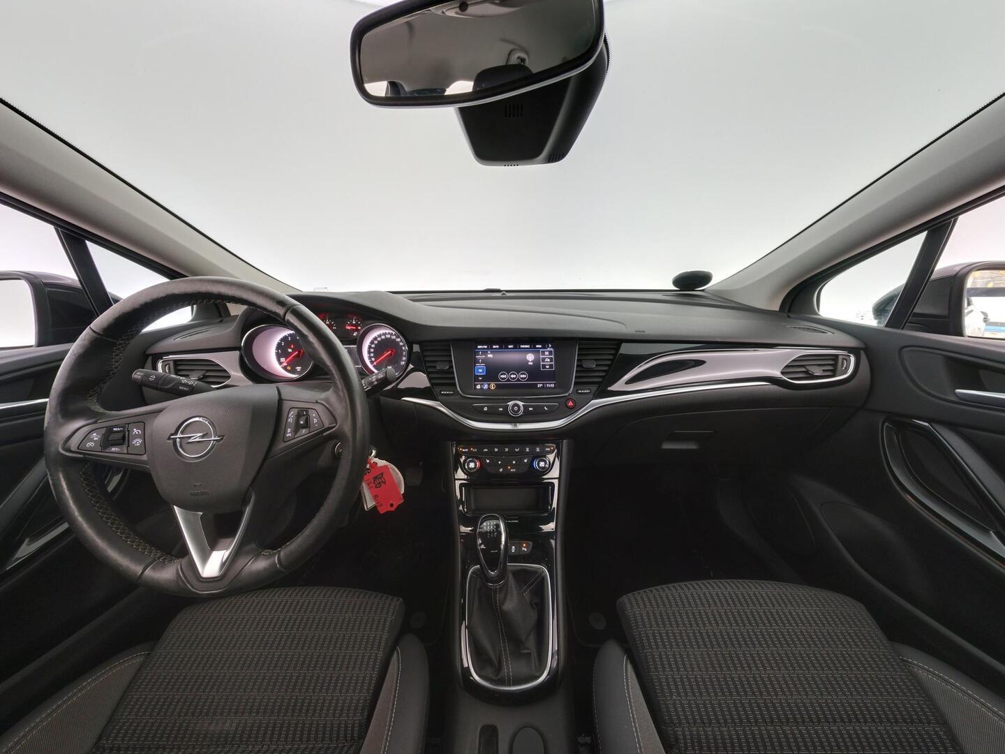 OPEL ASTRA 2020