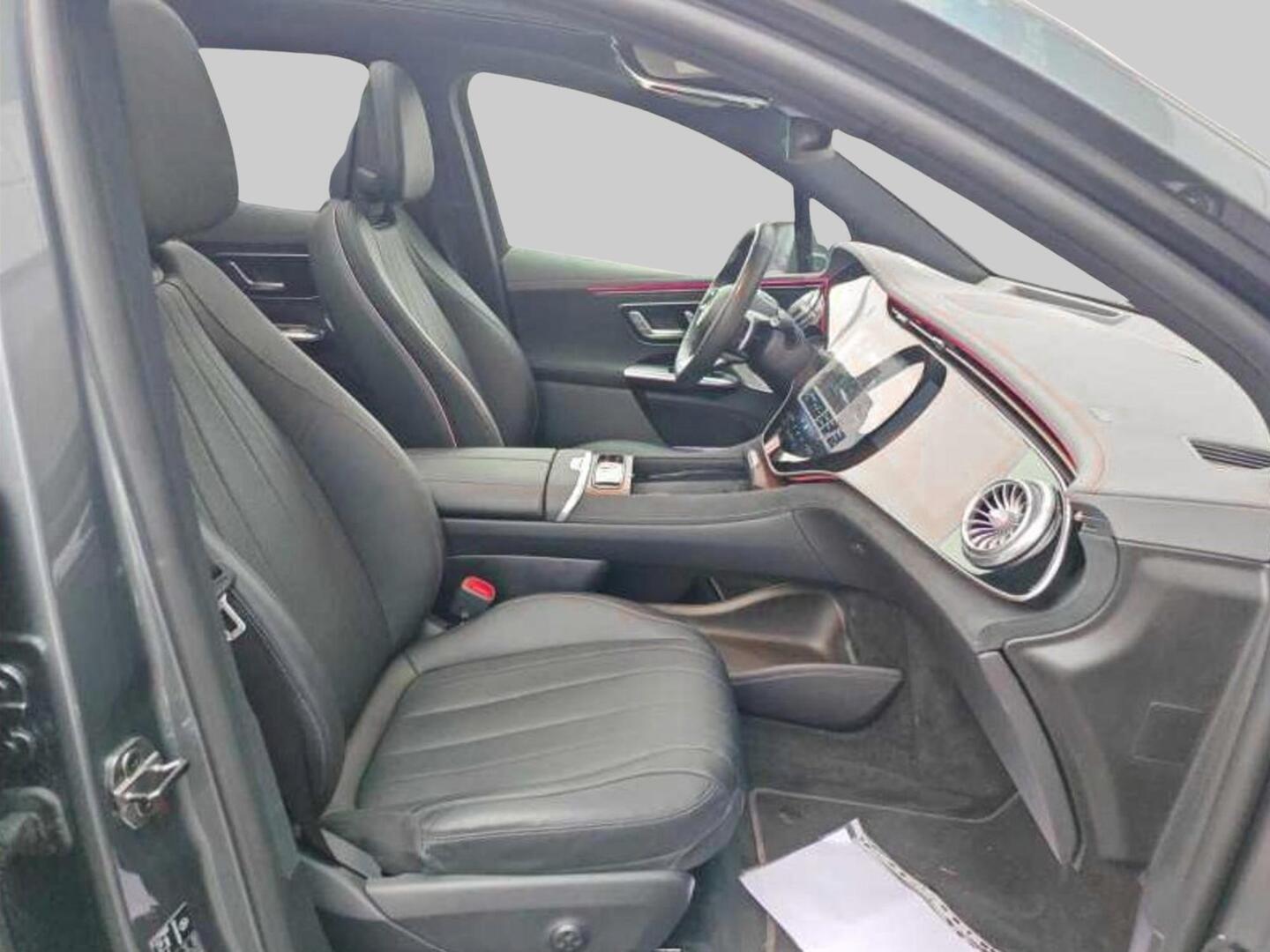 MERCEDES-BENZ EQE SUV 2024