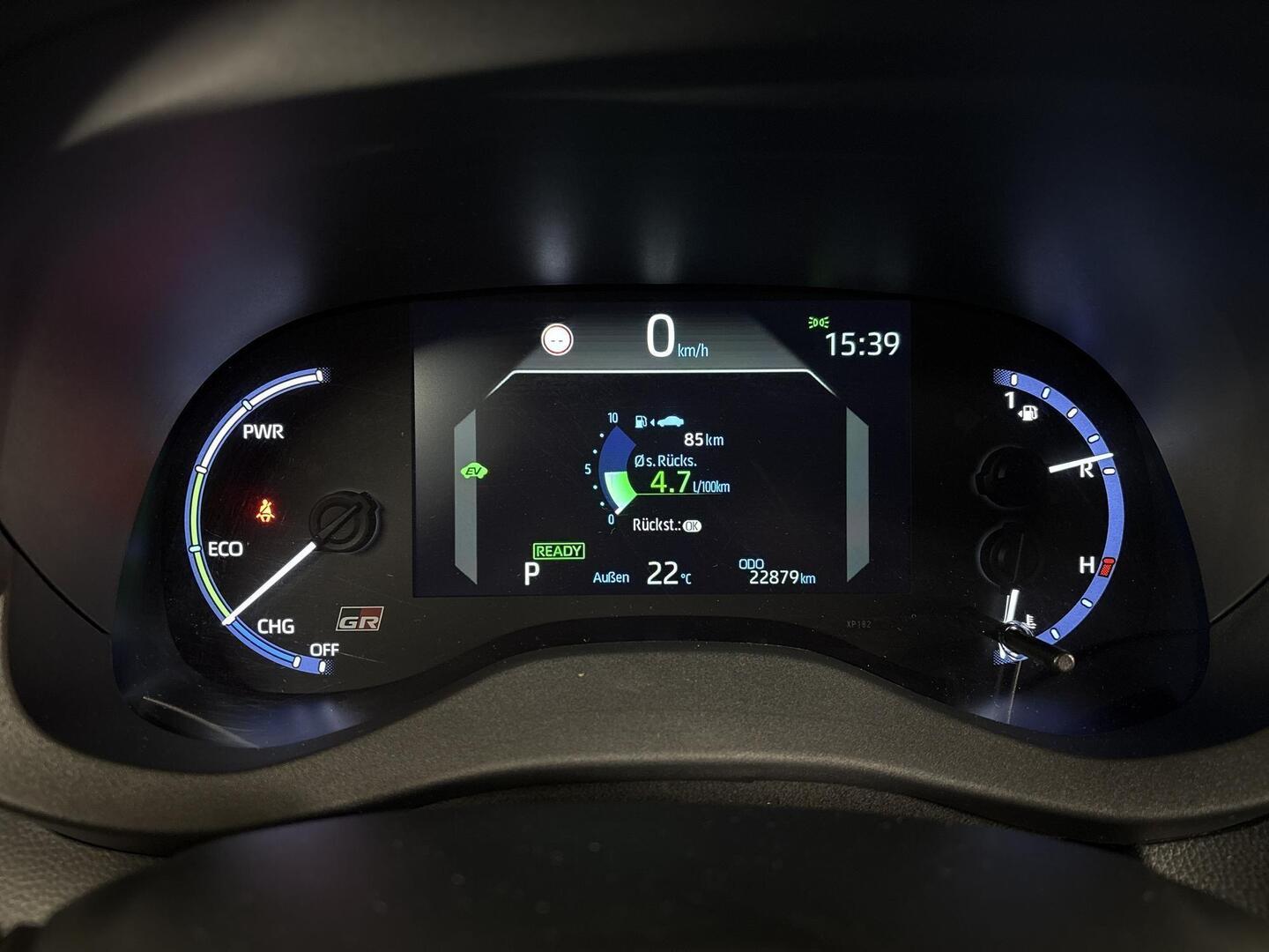 TOYOTA YARIS CROSS 2023