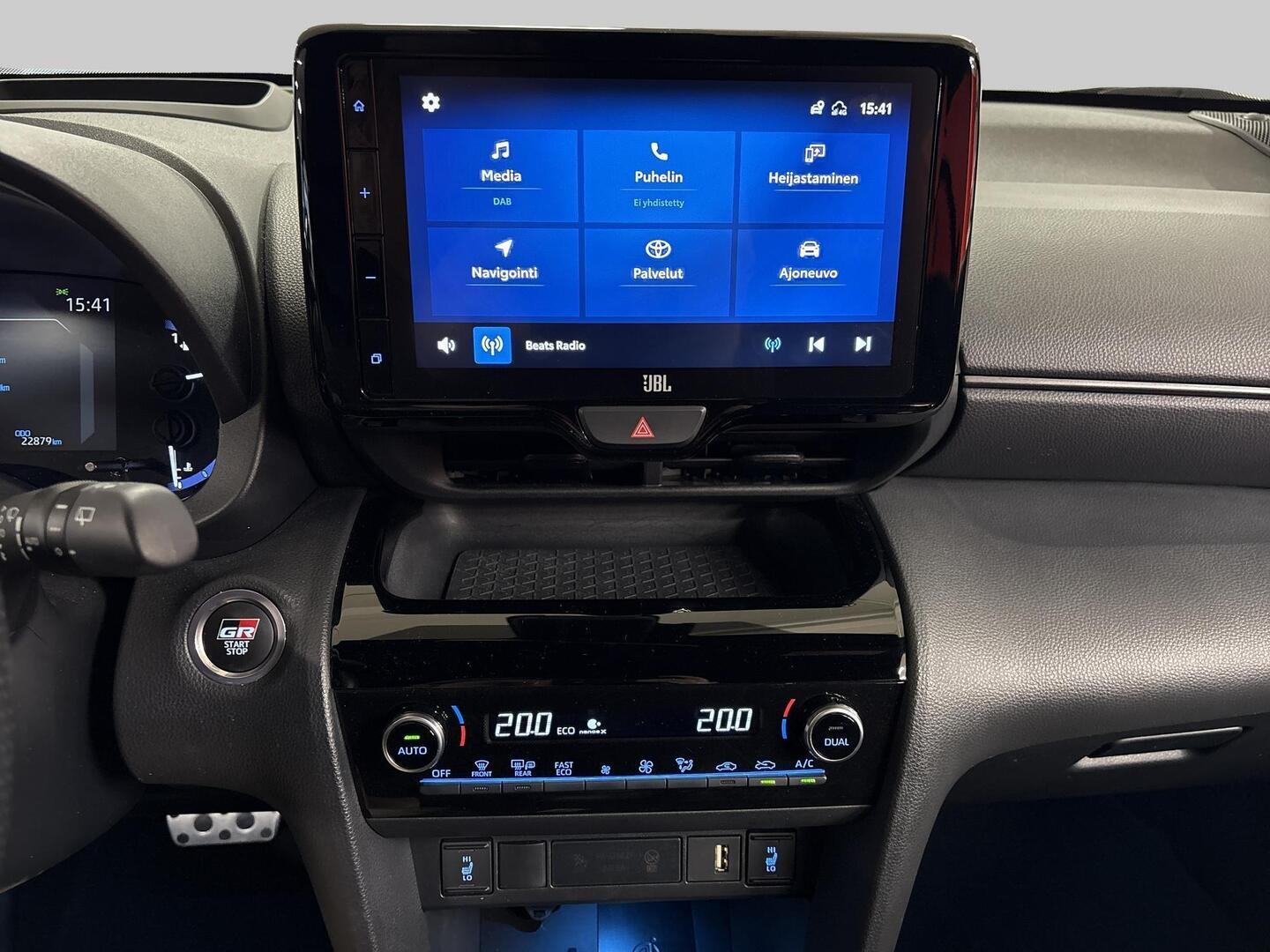 TOYOTA YARIS CROSS 2023