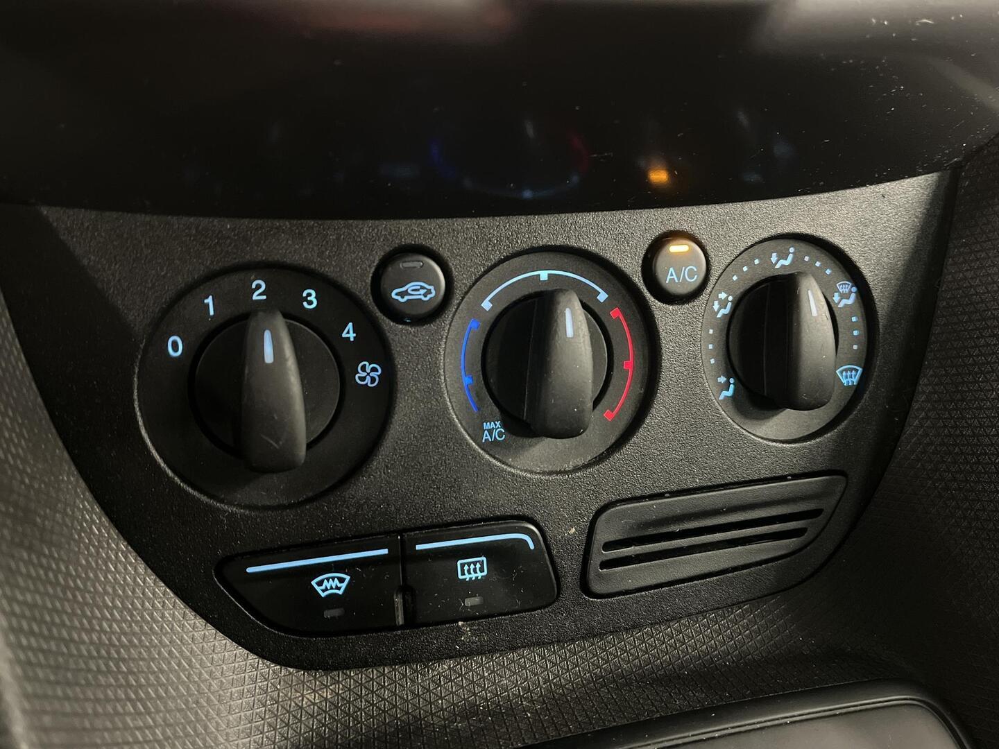 FORD Tourneo Connect 2014