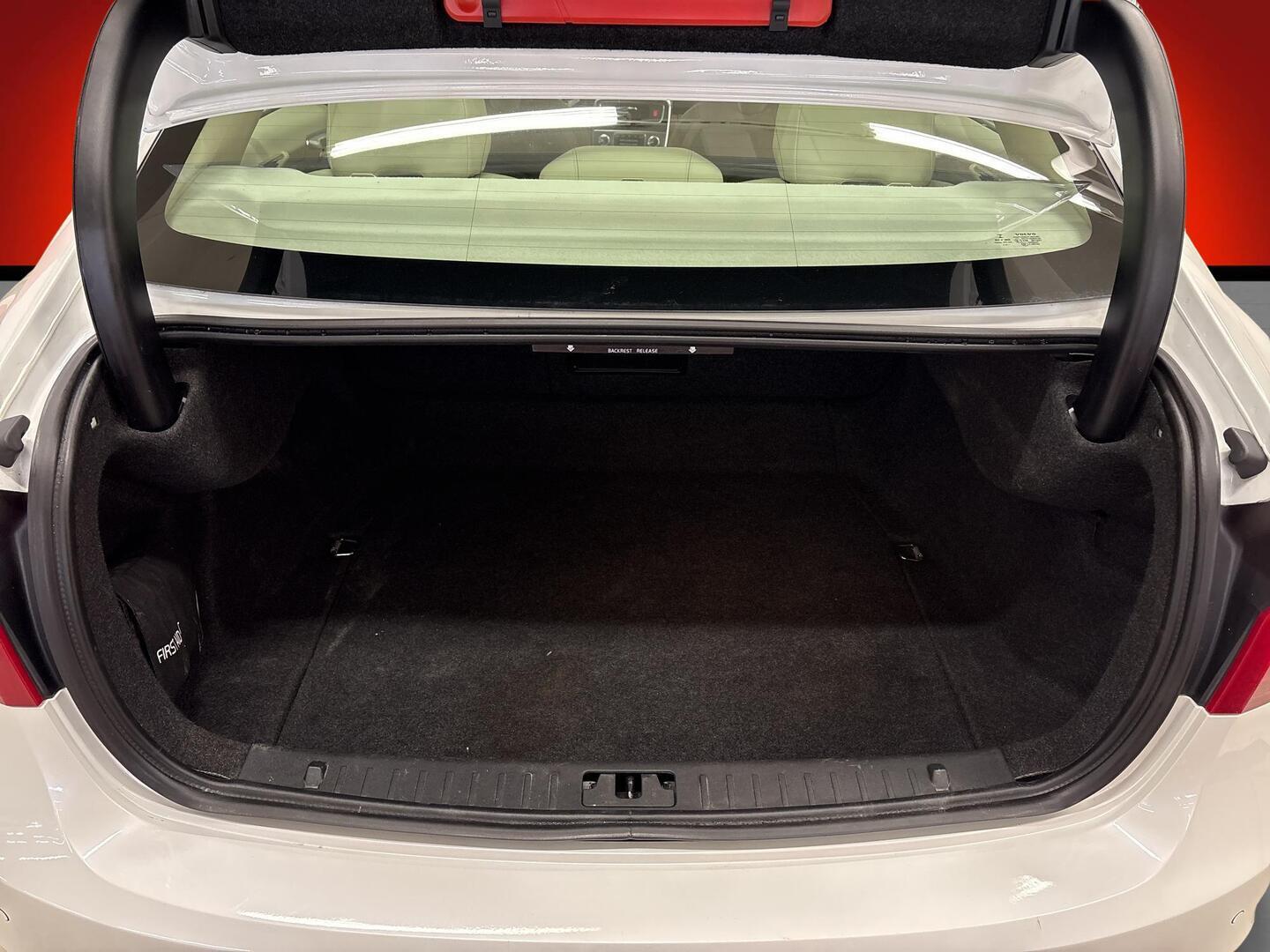 VOLVO S60 2015