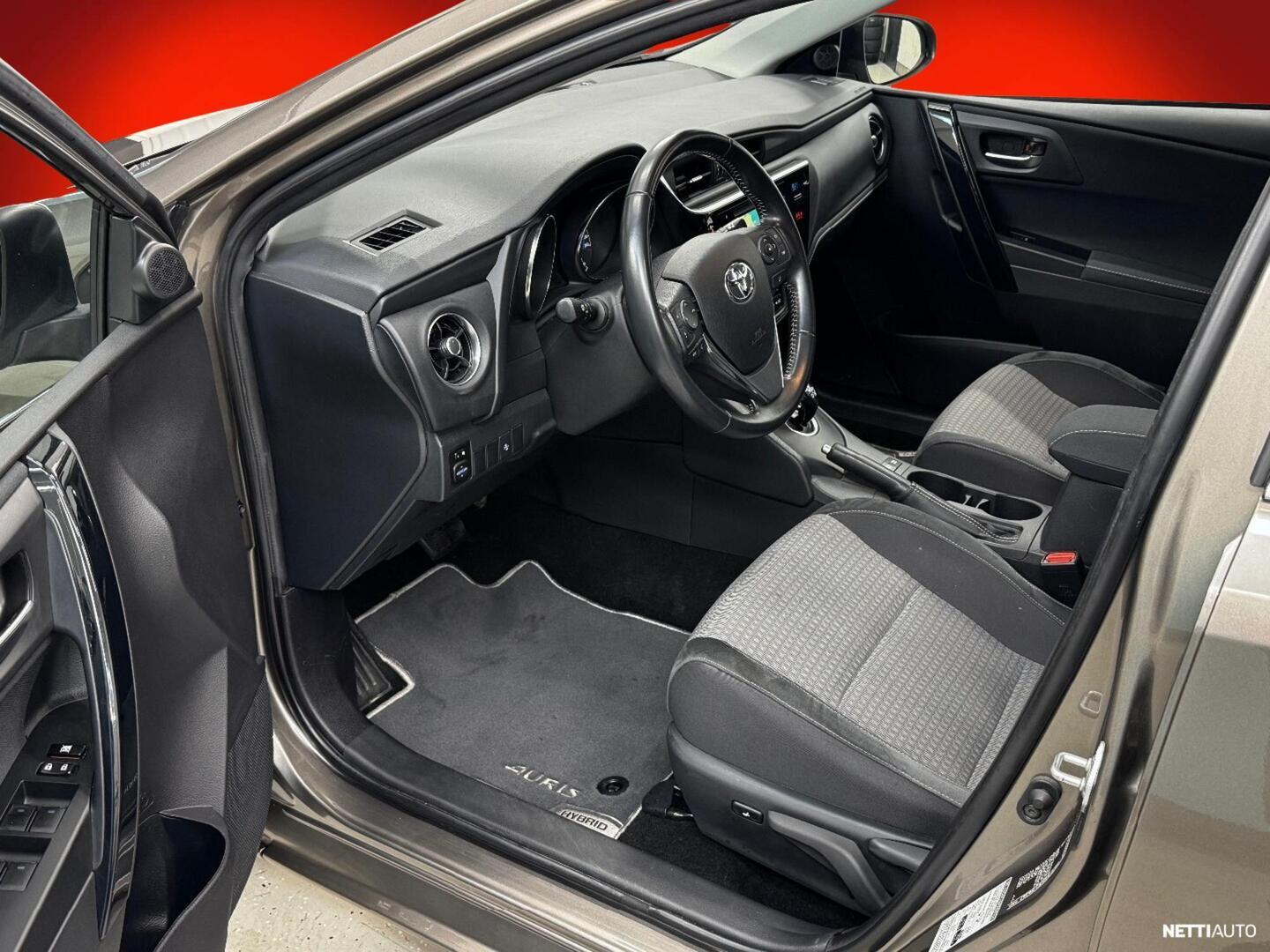 TOYOTA Auris 2019