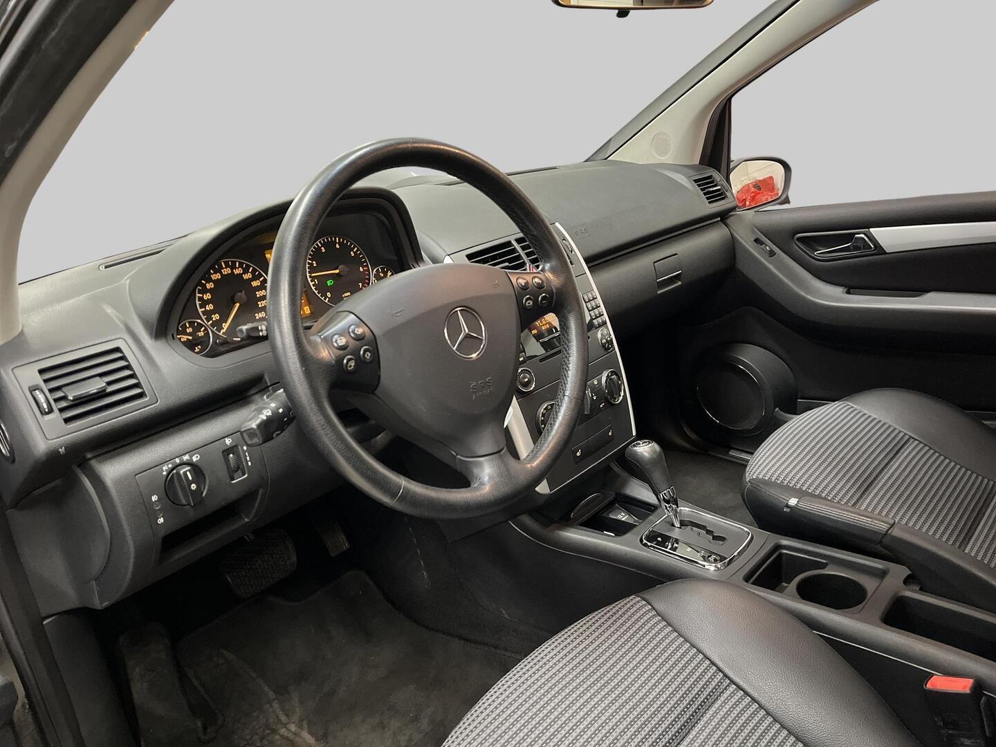 MERCEDES-BENZ A 2007