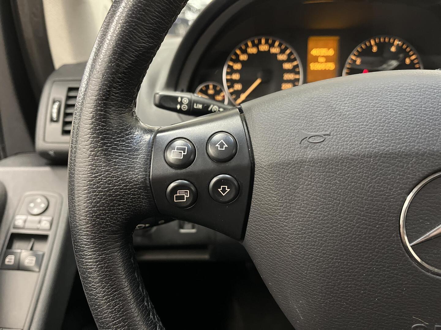 MERCEDES-BENZ A 2007