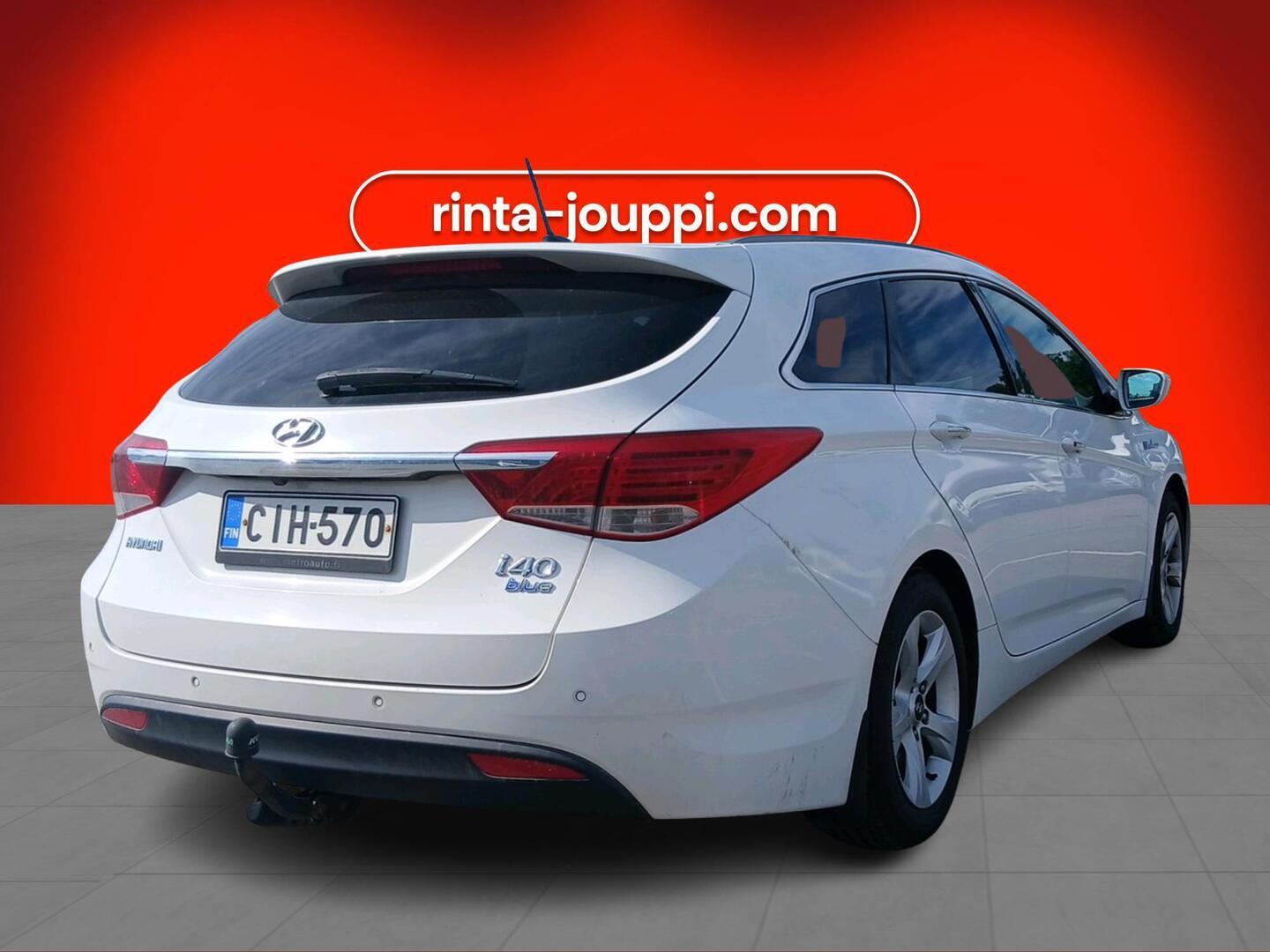 HYUNDAI i40 2012