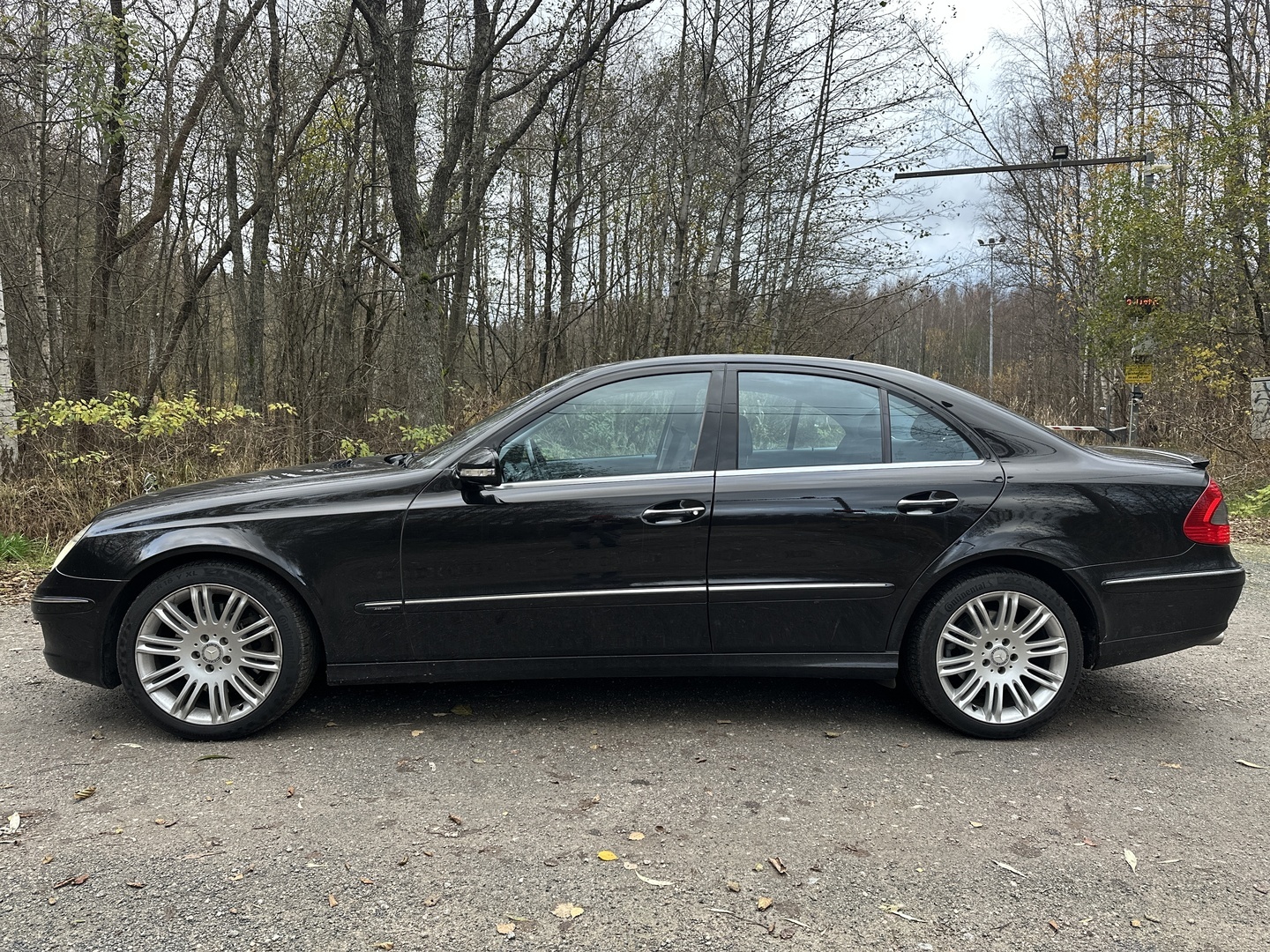 MERCEDES-BENZ E 2008
