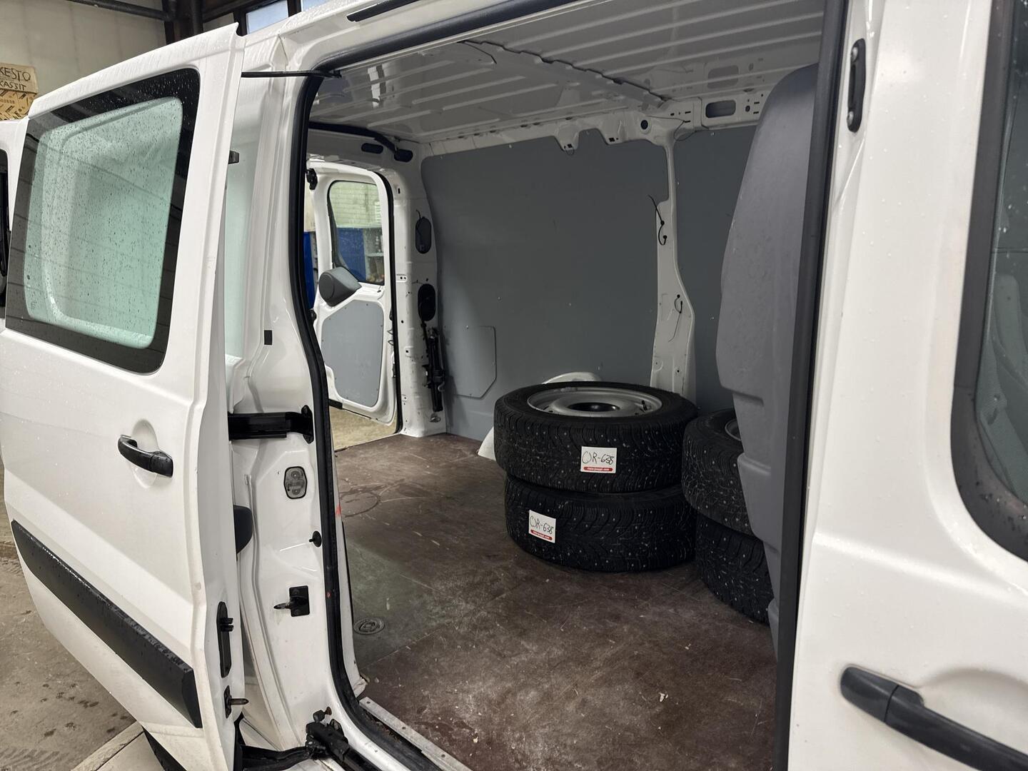 TOYOTA Proace 2016